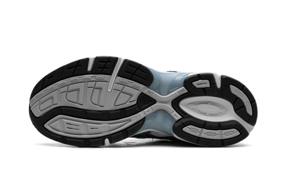 ASICS Gel-1130 | White Shark Skin | 1 + 1 Gratis